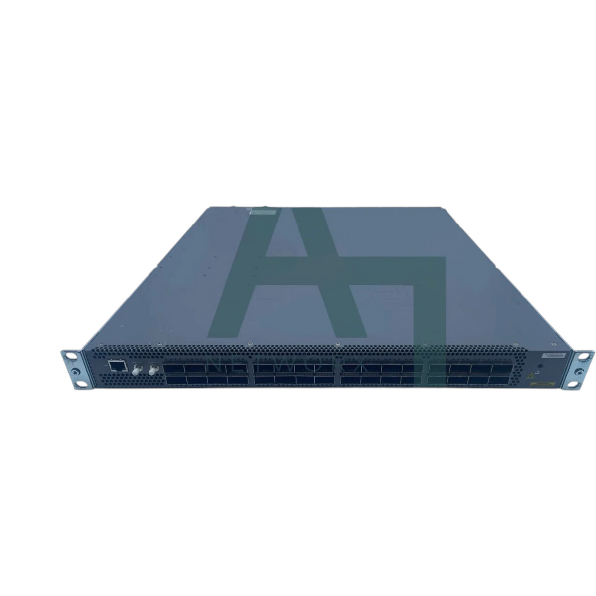 Juniper QFX5200, 32 QSFP+/QSFP28 ports, redundant fans, 2 AC power supplies, back-to-front airflow