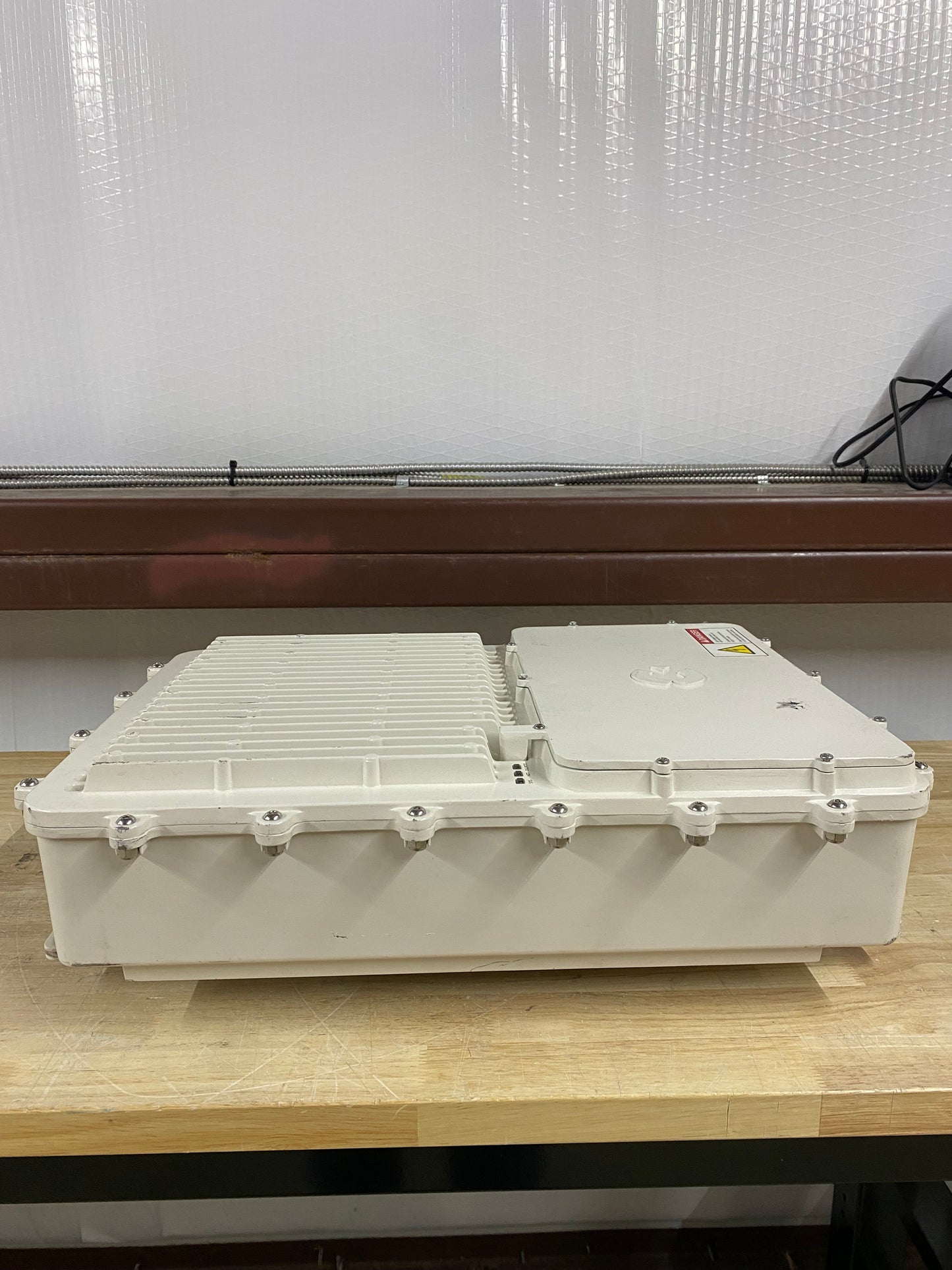 E3-48C R2 VDSL2 COMBO w/ FIBER UPLINK